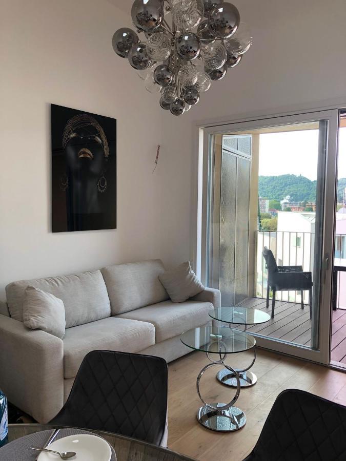 Ferienwohnung Laveno Dış mekan fotoğraf